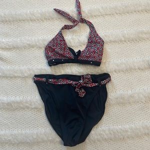 Bathing babes bikini floral